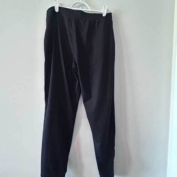 ABERCROMBIE & FITCH • Women Black Straight Leg Joggers • S • - Picture 3 of 7